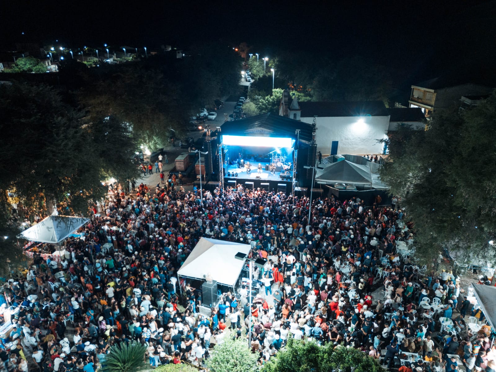 Segunda noite do festival Floresta em Serenata – Encantos e Reencontros emociona e celebra a cultura local